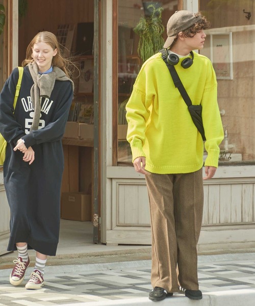 Le Tricoteur(ルトリコチュール)の「Le Tricoteur | トラディショナル ウールガンジーセーター NEON UNISEX(ニット/セーター・レディース・イエロー/ピンク・50/48/52)」の3枚目の写真