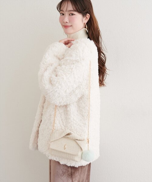 natural couture（ナチュラルクチュール）の「ねじりハンドルミニショルダー（ショルダーバッグ・レディース・アイボリー/ブラック/ボルドー/ブラウン・FREE）」の8枚目の写真