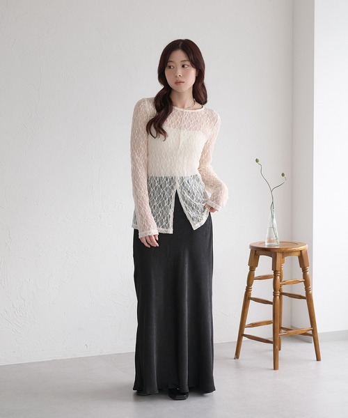 raffime(ラフィミー)の「バイアスサテンストレッチナロースカート(スカート・レディース・ブラック/アイボリー・SMALL/MEDIUM)」の10枚目の写真