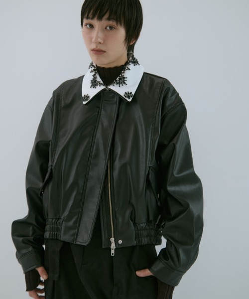 tanakadaisuke（タナカダイスケ）の「【tanakadaisuke/タナカダイスケ】crystal bijou collar 2WAY blouson/クリスタルビジュー2WAYブルゾン（ブルゾン・レディース・ホワイト/ブラック・FREE）」の2枚目の写真