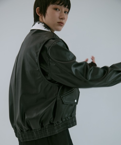 tanakadaisuke（タナカダイスケ）の「【tanakadaisuke/タナカダイスケ】crystal bijou collar 2WAY blouson/クリスタルビジュー2WAYブルゾン（ブルゾン・レディース・ホワイト/ブラック・FREE）」の8枚目の写真