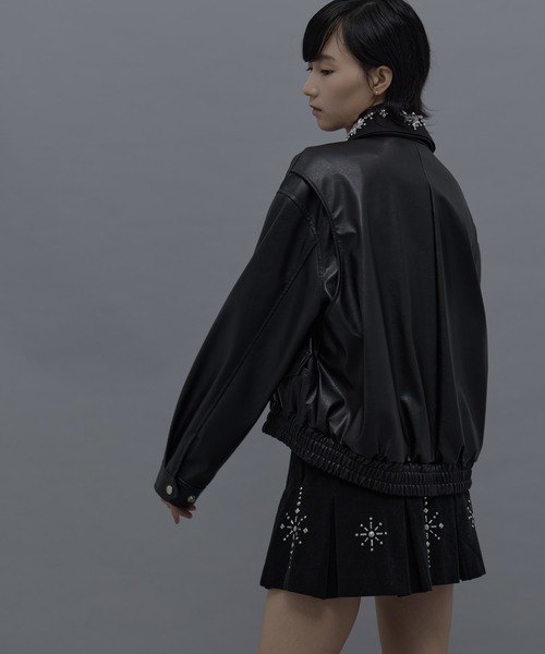 tanakadaisuke（タナカダイスケ）の「【tanakadaisuke/タナカダイスケ】crystal bijou collar 2WAY blouson/クリスタルビジュー2WAYブルゾン（ブルゾン・レディース・ホワイト/ブラック・FREE）」の12枚目の写真