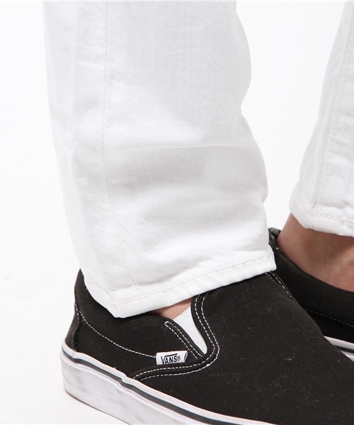 Levi's（リーバイス）の「511(TM) CLASSIC スリムフィット ホワイト