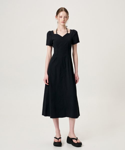 ETMON（エトモン）の「Heart Neck Strap Dress, Black（ワンピース・レディース・その他・MEDIUM/SMALL）」の3枚目の写真