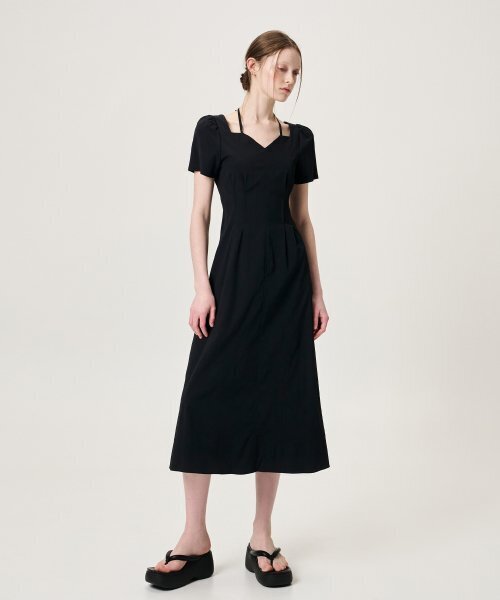ETMON（エトモン）の「Heart Neck Strap Dress, Black（ワンピース・レディース・その他・MEDIUM/SMALL）」の4枚目の写真