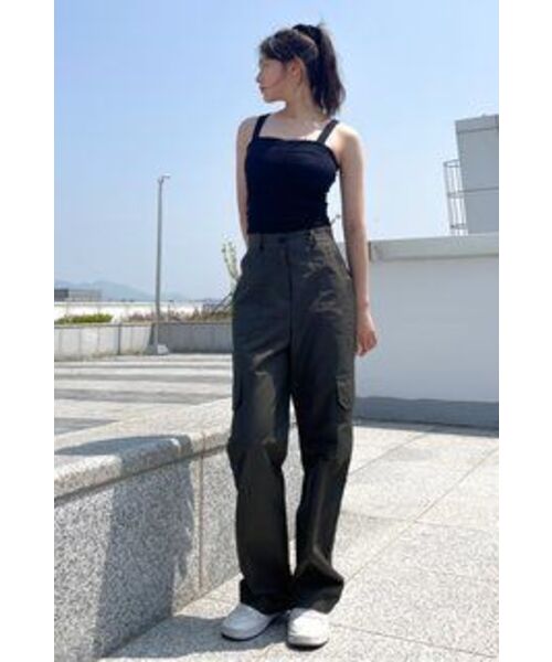 KOLEAT（コレット）の「クーリングハイウエストワイドカーゴスラックスパンツ[KHAKI]（スラックス・レディース・その他・MEDIUM/SMALL）」の6枚目の写真