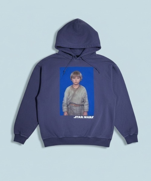 STAR WARS（スターウォーズ）の「『スター・ウォーズ/STARWARS』プルオーバーパーカー フォトグラフィック オーバーサイズ ピグメント加工 ヴィンテージライク ムービー ZOZO限定（パーカー・メンズ・グレー系その他/ブルー系その他/ピンク系その他/グレー系その他2/グレー系その他3/グレー系その他4/グレー系その他5/グレー系その他6/グレー系その他7/ブルー系その他2/ブルー系その他3/ブルー系その他4/ブルー系その他5/ブルー系その他6/ブルー系その他7/ピンク系その他2/ピンク系その他3/ピンク系その他4/ピンク系その他5/ピンク系その他6/ピンク系その他7・MEDIUM/LARGE/X-LARGE）」の8枚目の写真