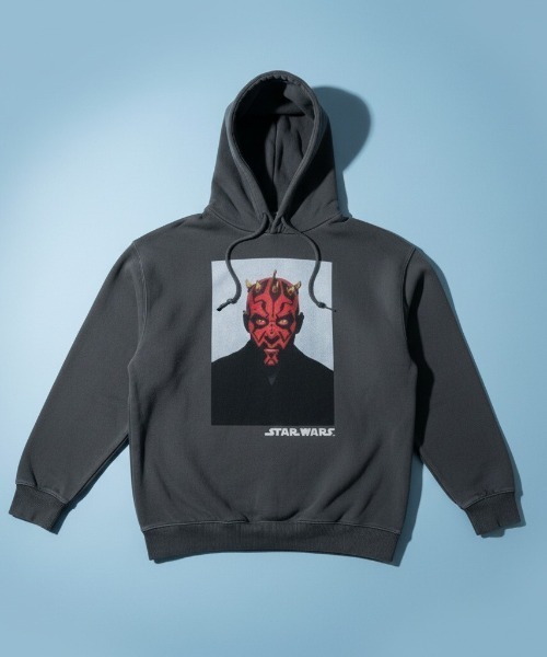 STAR WARS（スターウォーズ）の「『スター・ウォーズ/STARWARS』プルオーバーパーカー フォトグラフィック オーバーサイズ ピグメント加工 ヴィンテージライク ムービー ZOZO限定（パーカー・メンズ・グレー系その他/ブルー系その他/ピンク系その他/グレー系その他2/グレー系その他3/グレー系その他4/グレー系その他5/グレー系その他6/グレー系その他7/ブルー系その他2/ブルー系その他3/ブルー系その他4/ブルー系その他5/ブルー系その他6/ブルー系その他7/ピンク系その他2/ピンク系その他3/ピンク系その他4/ピンク系その他5/ピンク系その他6/ピンク系その他7・MEDIUM/LARGE/X-LARGE）」の2枚目の写真