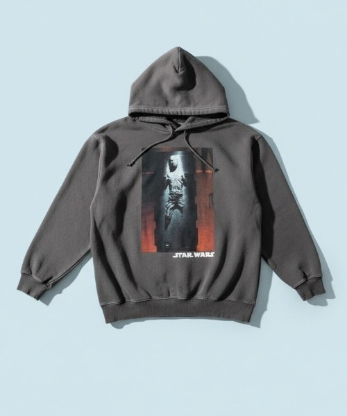 STAR WARS（スターウォーズ）の「『スター・ウォーズ/STARWARS』プルオーバーパーカー フォトグラフィック オーバーサイズ ピグメント加工 ヴィンテージライク ムービー ZOZO限定（パーカー・メンズ・グレー系その他/ブルー系その他/ピンク系その他/グレー系その他2/グレー系その他3/グレー系その他4/グレー系その他5/グレー系その他6/グレー系その他7/ブルー系その他2/ブルー系その他3/ブルー系その他4/ブルー系その他5/ブルー系その他6/ブルー系その他7/ピンク系その他2/ピンク系その他3/ピンク系その他4/ピンク系その他5/ピンク系その他6/ピンク系その他7・MEDIUM/LARGE/X-LARGE）」の5枚目の写真