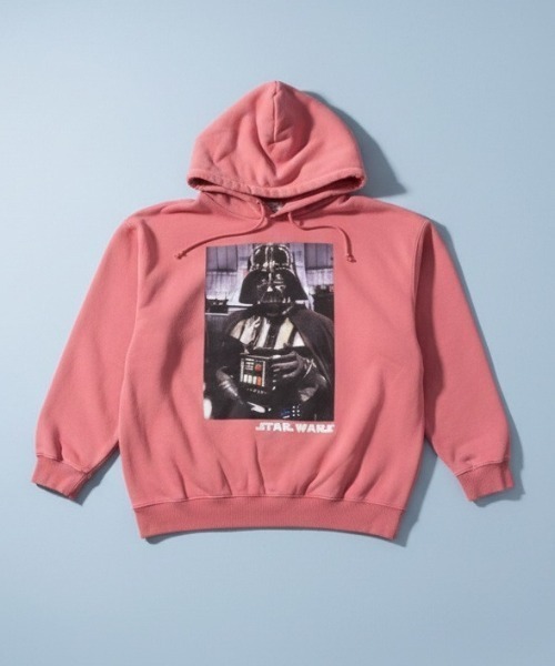 STAR WARS（スターウォーズ）の「『スター・ウォーズ/STARWARS』プルオーバーパーカー フォトグラフィック オーバーサイズ ピグメント加工 ヴィンテージライク ムービー ZOZO限定（パーカー・メンズ・グレー系その他/ブルー系その他/ピンク系その他/グレー系その他2/グレー系その他3/グレー系その他4/グレー系その他5/グレー系その他6/グレー系その他7/ブルー系その他2/ブルー系その他3/ブルー系その他4/ブルー系その他5/ブルー系その他6/ブルー系その他7/ピンク系その他2/ピンク系その他3/ピンク系その他4/ピンク系その他5/ピンク系その他6/ピンク系その他7・MEDIUM/LARGE/X-LARGE）」の17枚目の写真