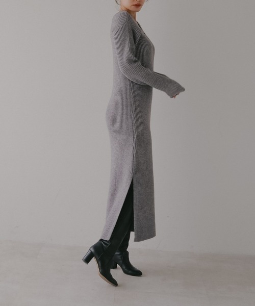 N WITH.(エヌウィズ)の「キャミレイヤードニットワンピース(ワンピース・レディース・ブラック/グレー・FREE)」の15枚目の写真