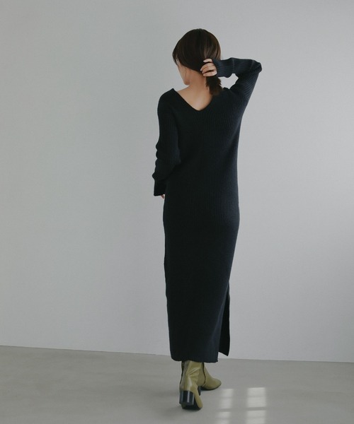 N WITH.(エヌウィズ)の「キャミレイヤードニットワンピース(ワンピース・レディース・ブラック/グレー・FREE)」の10枚目の写真