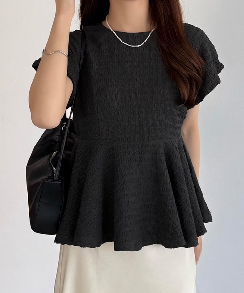 callautia(カラウティア)の「カットジャガードパフスリーブトップス(Tシャツ/カットソー・レディース・チャコール/ホワイト/ブラック・SMALL/MEDIUM/LARGE)」の3枚目の写真