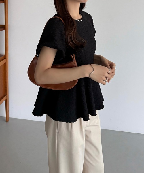 callautia(カラウティア)の「カットジャガードパフスリーブトップス(Tシャツ/カットソー・レディース・チャコール/ホワイト/ブラック・SMALL/MEDIUM/LARGE)」の10枚目の写真