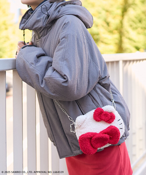 SANRIO/サンリオ ”HELLOKITTY” もこもこポシェット チェーンバッグ