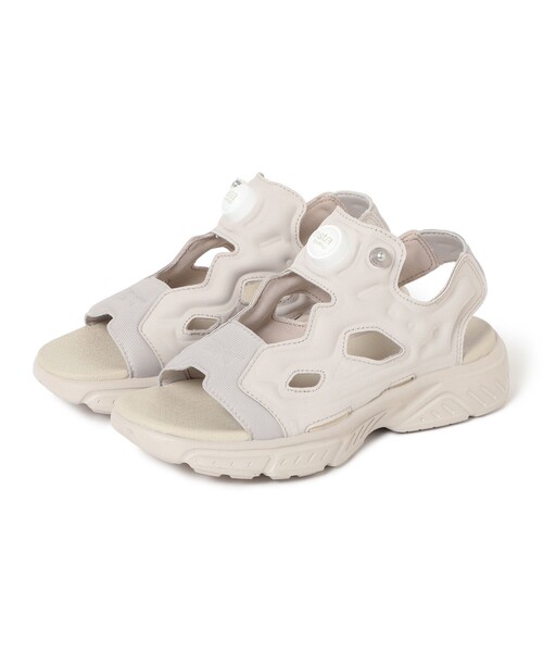 Ray BEAMS（レイビームス）の「【WEB限定】Reebok / インスタ ポンプフューリー サンダル（サンダル・レディース・ブラック/グレー・25/24/23）」の3枚目の写真