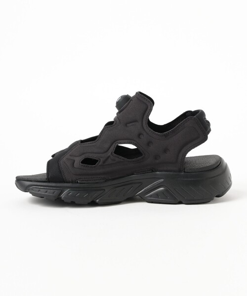 Ray BEAMS（レイビームス）の「【WEB限定】Reebok / インスタ ポンプフューリー サンダル（サンダル・レディース・ブラック/グレー・25/24/23）」の14枚目の写真