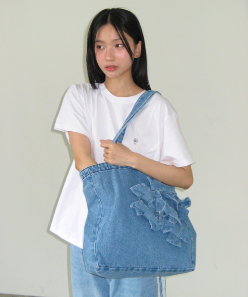 RONRON(ロンロン)の「RIBBON POINTED DENIM TOTE BAG MEDIUM BLUE(トートバッグ・レディース・その他・FREE)」の2枚目の写真
