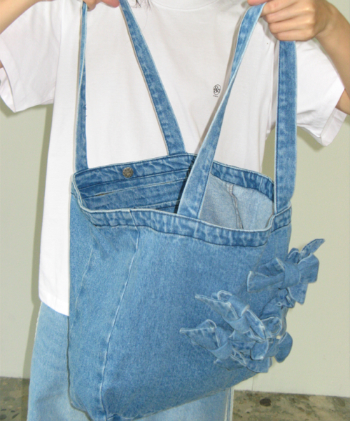 RONRON(ロンロン)の「RIBBON POINTED DENIM TOTE BAG MEDIUM BLUE(トートバッグ・レディース・その他・FREE)」の3枚目の写真