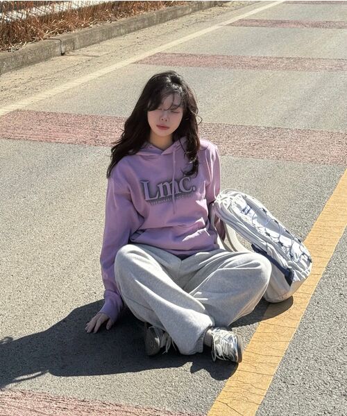 LMCの「BLUR SERIF HOODIE indi pink（パーカー・レディース・その他・S/M/L/XL）」の2枚目の写真