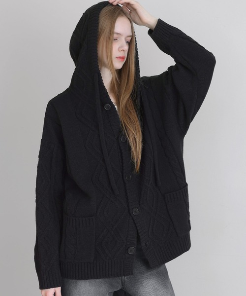 LILL(リル)の「ルーズシルエットケーブルスプリングニットパーカー(ニット/セーター・メンズ・ブラック/ダークブルー/チャコールグレー・M/S/XL/L)」の1枚目の写真