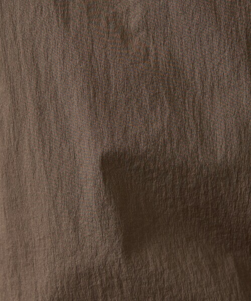 ABAHOUSE（アバハウス）の「クリスピーナイロン バルカラーコート / オーバーサイズ / 軽量 ストレッチ 撥水（ステンカラーコート・メンズ・ブラウン/ブラック・46/48）」の12枚目の写真