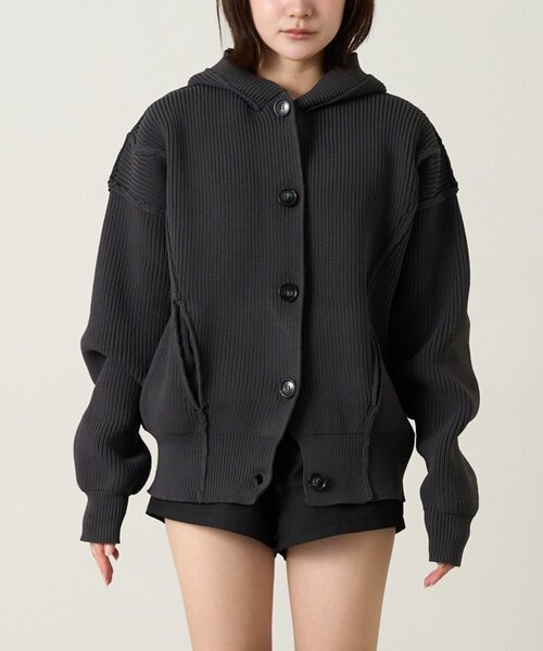 mline（エムライン）の「[mline]ビッグボタンカーディガン（カーディガン/ボレロ・レディース・ベージュ/チャコールグレー・FREE）」の12枚目の写真