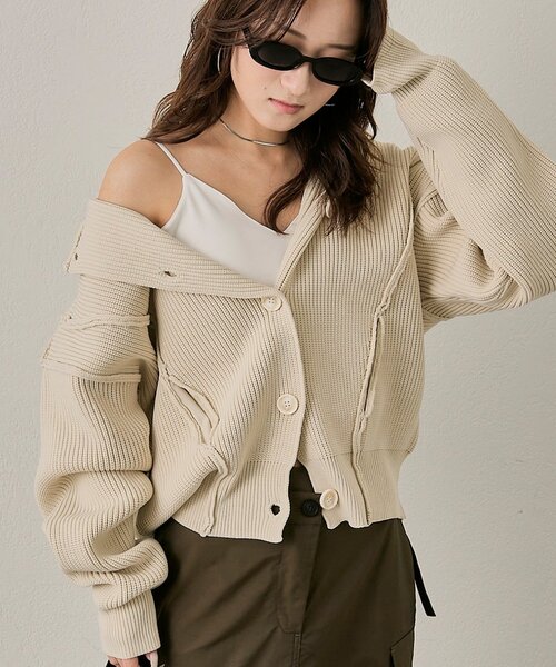 mline（エムライン）の「[mline]ビッグボタンカーディガン（カーディガン/ボレロ・レディース・ベージュ/チャコールグレー・FREE）」の11枚目の写真