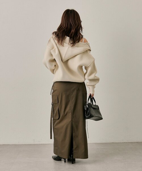 mline（エムライン）の「[mline]ビッグボタンカーディガン（カーディガン/ボレロ・レディース・ベージュ/チャコールグレー・FREE）」の6枚目の写真