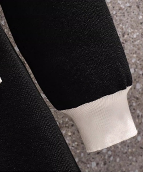LA POMME petit(ラポミ・プチ)の「Elegant Piping Knit One Piece(ワンピース・レディース・ブラック/アイボリー・FREE)」の3枚目の写真