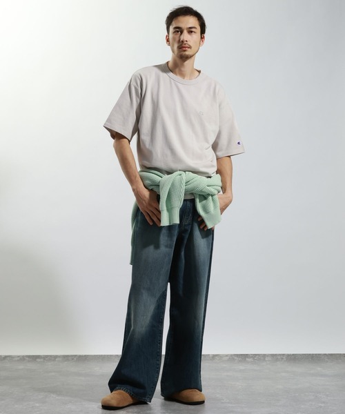 Champion（チャンピオン）の「【Champion(チャンピオン）】別注ピグメントTシャツ（Tシャツ/カットソー・メンズ・ブルー/ブラック/ライトグレー・MEDIUM/LARGE）」の4枚目の写真