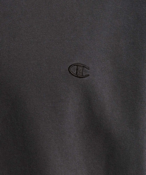 Champion（チャンピオン）の「【Champion(チャンピオン）】別注ピグメントTシャツ（Tシャツ/カットソー・メンズ・ブルー/ブラック/ライトグレー・MEDIUM/LARGE）」の7枚目の写真