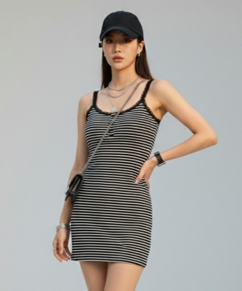 NANEA（ナネア）の「カップ付きボーダーキャミワンピース（ワンピース・レディース・グレー/ブラック/ホワイト・フリー）」の22枚目の写真