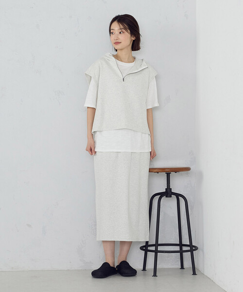 ONIGIRI（オニギリ）の「裏毛ナロースカート/セットアップ対応（スカート・レディース・ブラウン/ネイビー/ライトグレー・FREE）」の15枚目の写真