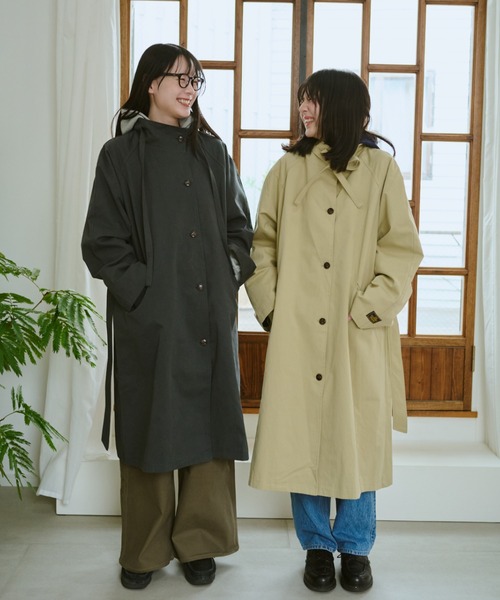 BROKEN BASE(ブロークンベース)の「Stand-Neck Trench Coat(トレンチコート・メンズ・ベージュ/チャコール・フリー)」の4枚目の写真