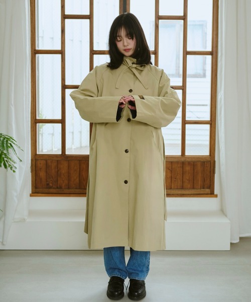 BROKEN BASE(ブロークンベース)の「Stand-Neck Trench Coat(トレンチコート・メンズ・ベージュ/チャコール・フリー)」の14枚目の写真