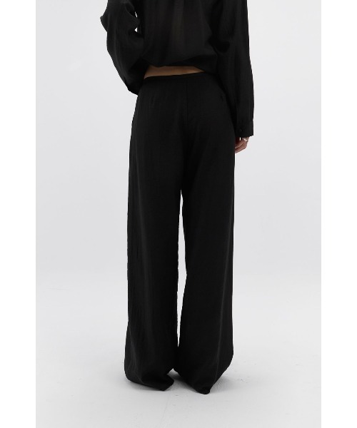 Studio Doe Textured Drawstring Trousers（その他パンツ）｜Studio