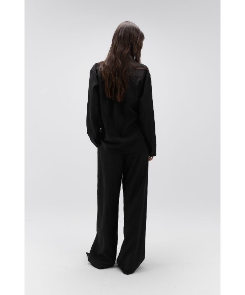 Studio Doe(スタジオドー)の「Studio Doe Textured Drawstring Trousers(その他パンツ・レディース・ブラック・MEDIUM/SMALL)」の11枚目の写真