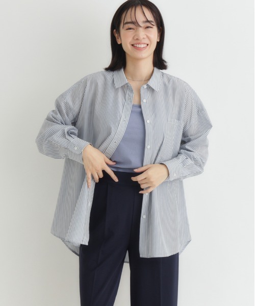 Right-on(ライトオン)の「HONEYSUCKLE ROSE(ハニーサックルローズ)ストライプビッグシャツ(シャツ/ブラウス・レディース・ホワイト×カーキブラウン/ホワイト×イエロー/ホワイト×ネイビー・M/L/S)」の2枚目の写真