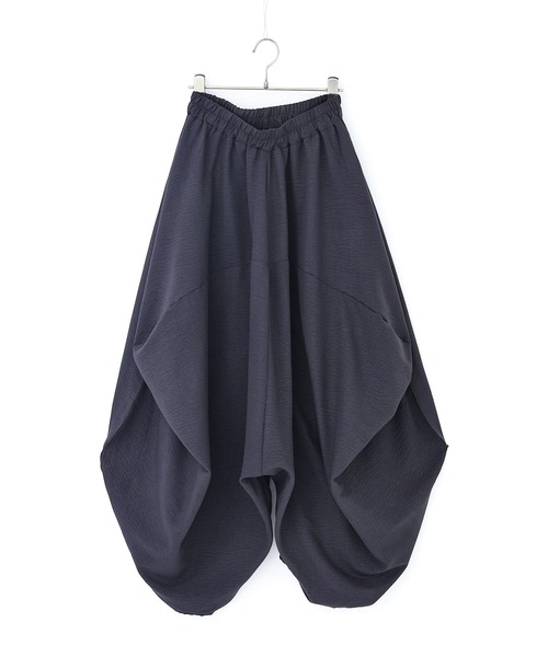 n'OrLABEL(ノアールレーベル)の「変形バルーンサルエルパンツ(その他パンツ・レディース・ブラック/チャコール/カーキ・FREE)」の5枚目の写真