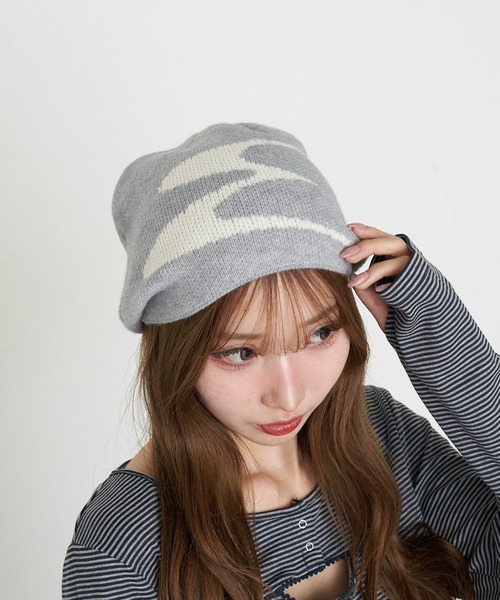 RAY CASSIN（レイカズン）の「ロゴビーニー（ニットキャップ/ビーニー・レディース・グレー/ブラック・FREE）」の6枚目の写真