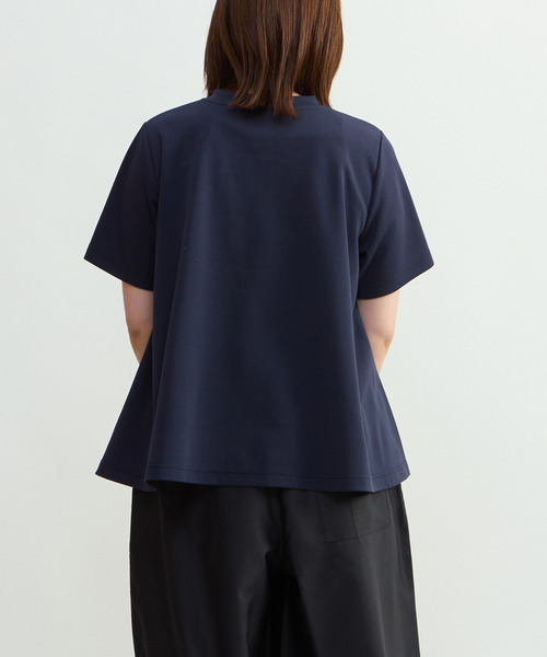 CONVERSE TOKYO(コンバーストウキョウ)の「VOLUME FLARE TEE(Tシャツ/カットソー・レディース・ベージュ/ネイビー/ブラウン・FREE)」の22枚目の写真