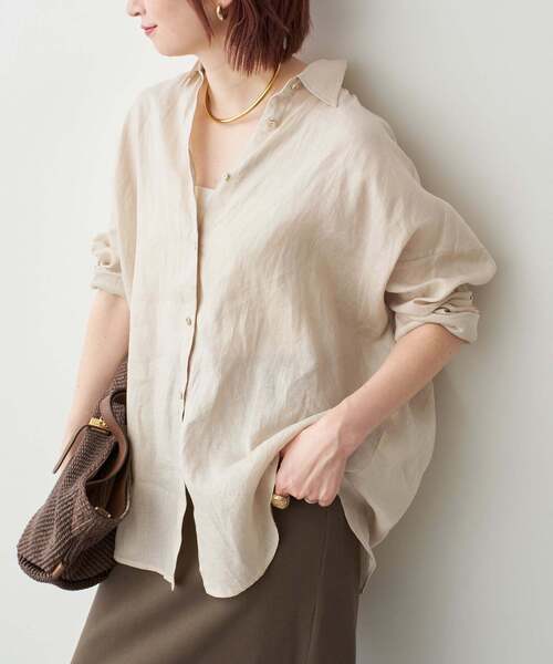 Spick & Span(スピックアンドスパン)の「《全15色 / 追加》 80リネンカシュクール ビッグシャツ(シャツ/ブラウス・レディース・オレンジ/ベージュ系その他/ライトイエロー/ブラウン/サックスブルー/ホワイト/バーガンディー/その他14/ネイビー/ブラックミックス/マルチ・FREE)」の19枚目の写真