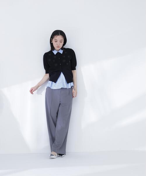 NATURAL BEAUTY BASIC(ナチュラルビューティーベーシック)の「フラワーモチーフカーディガン(カーディガン/ボレロ・レディース・ブラック/グレー系その他/オフホワイト・フリ-)」の8枚目の写真