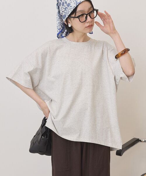 AMERICAN HOLIC(アメリカンホリック)の「バックギャザーコクーンカットプルオーバー(Tシャツ/カットソー・レディース・オフホワイト/グレー系その他/ブラック/ブラウン・L/M)」の8枚目の写真