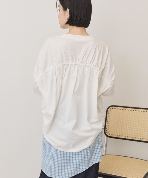 AMERICAN HOLIC(アメリカンホリック)の「バックギャザーコクーンカットプルオーバー(Tシャツ/カットソー・レディース・オフホワイト/グレー系その他/ブラック/ブラウン・L/M)」の20枚目の写真