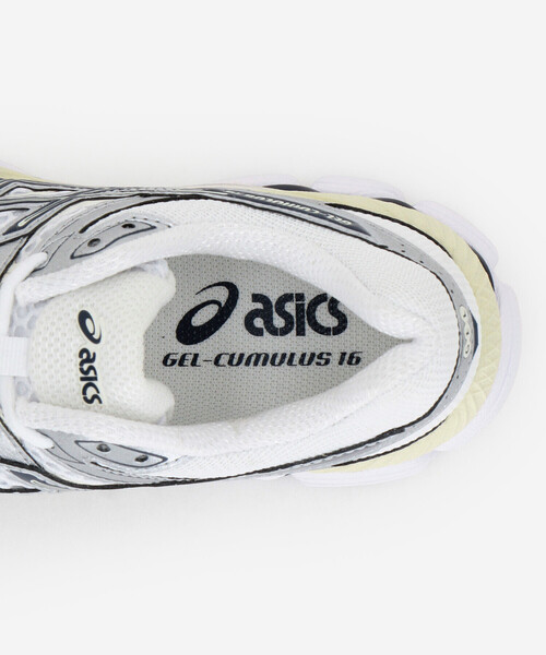 ASICS(アシックス)の「ASICS | GEL-CUMULUS 16 WOMEN(スニーカー・レディース・ホワイト系その他・23.5/24/23/24.5)」の3枚目の写真
