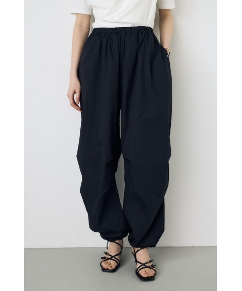 AZUL by moussy(アズールバイマウジー)の「【サイズ,身長別画像あり】コットンパラシュートパンツ 春服 夏服 秋服 カーゴ 体系カバー ルーズ(スラックス・レディース・ブラック/カーキ/ダークベージュ/オフホワイト・SMALL/MEDIUM)」の17枚目の写真