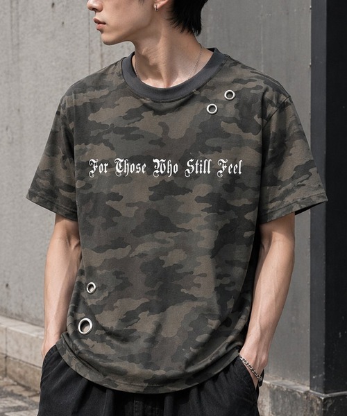 BENDER TOKYO(ベンダートウキョウ)の「スプレー加工 アイレット ショート丈 ロゴプリント Tシャツ / ユニセックス(Tシャツ/カットソー・メンズ・カモフラージュ/ピンク/アイボリー/ブラック・S/M/L)」の4枚目の写真