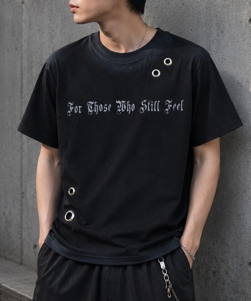 BENDER TOKYO(ベンダートウキョウ)の「スプレー加工 アイレット ショート丈 ロゴプリント Tシャツ / ユニセックス(Tシャツ/カットソー・メンズ・カモフラージュ/ピンク/アイボリー/ブラック・S/M/L)」の3枚目の写真